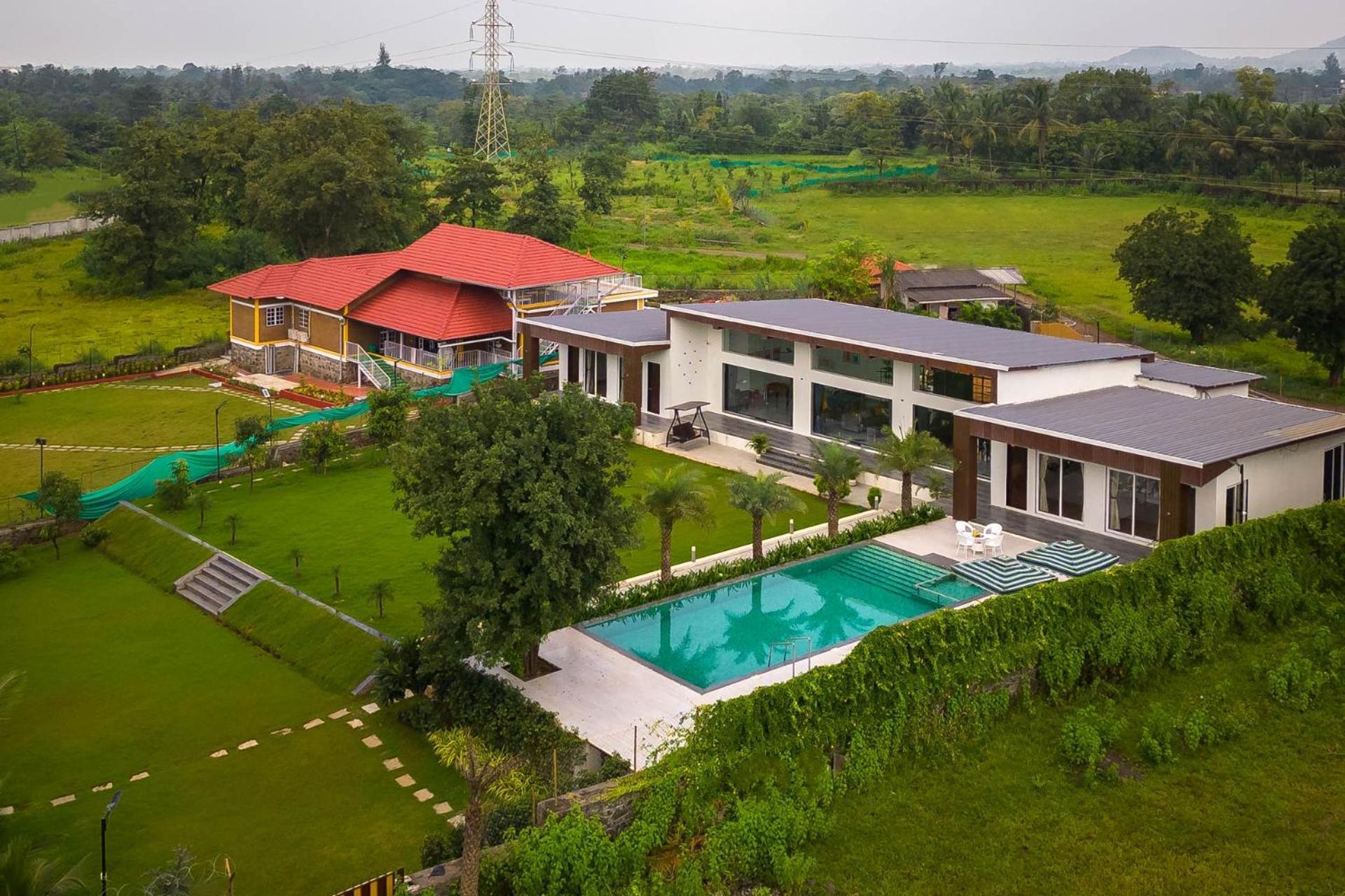 Natures Odyssey By Stayvista - Amidst Lush Greenery With Outdoor Pool And Indoor Activities Chinchavli Экстерьер фото